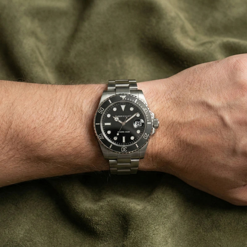 Relogio Fabbricantti masculino mergulhador Divers 250M caixa redonda luneta ceramica preta mostrador preto data pulseira oyster aco inoxidavel Fabricanti fundo suede verde oliva