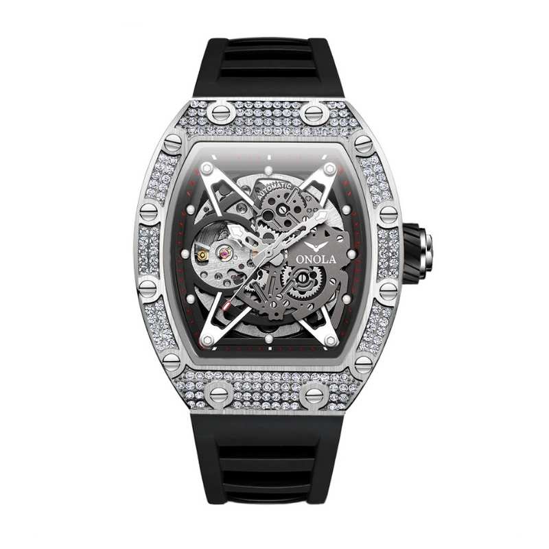 Fabricante relogio skeleton cravejado diamantes caixa barril pulseira borracha preta fundo branco produto masculino luxo